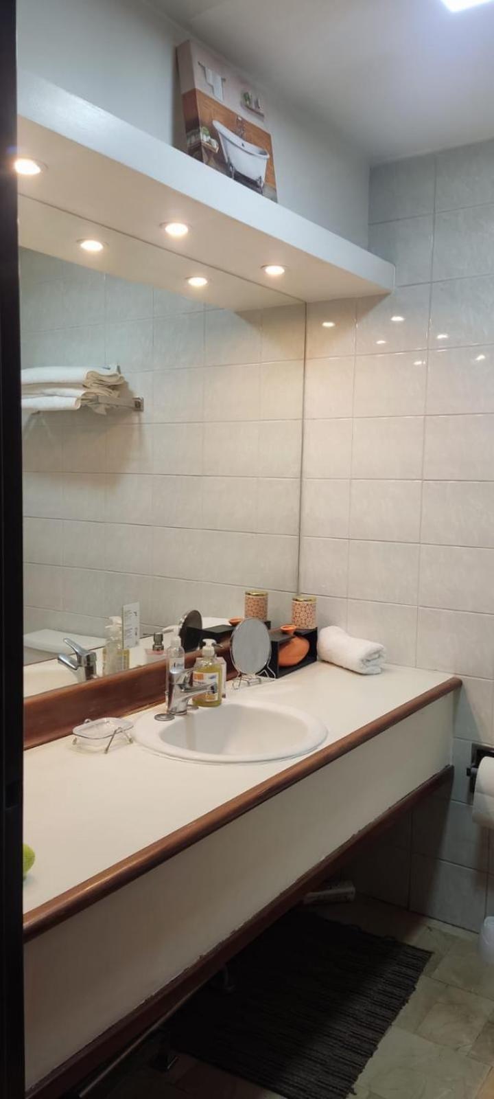 Apartamento Confortable En La Carolina Quito